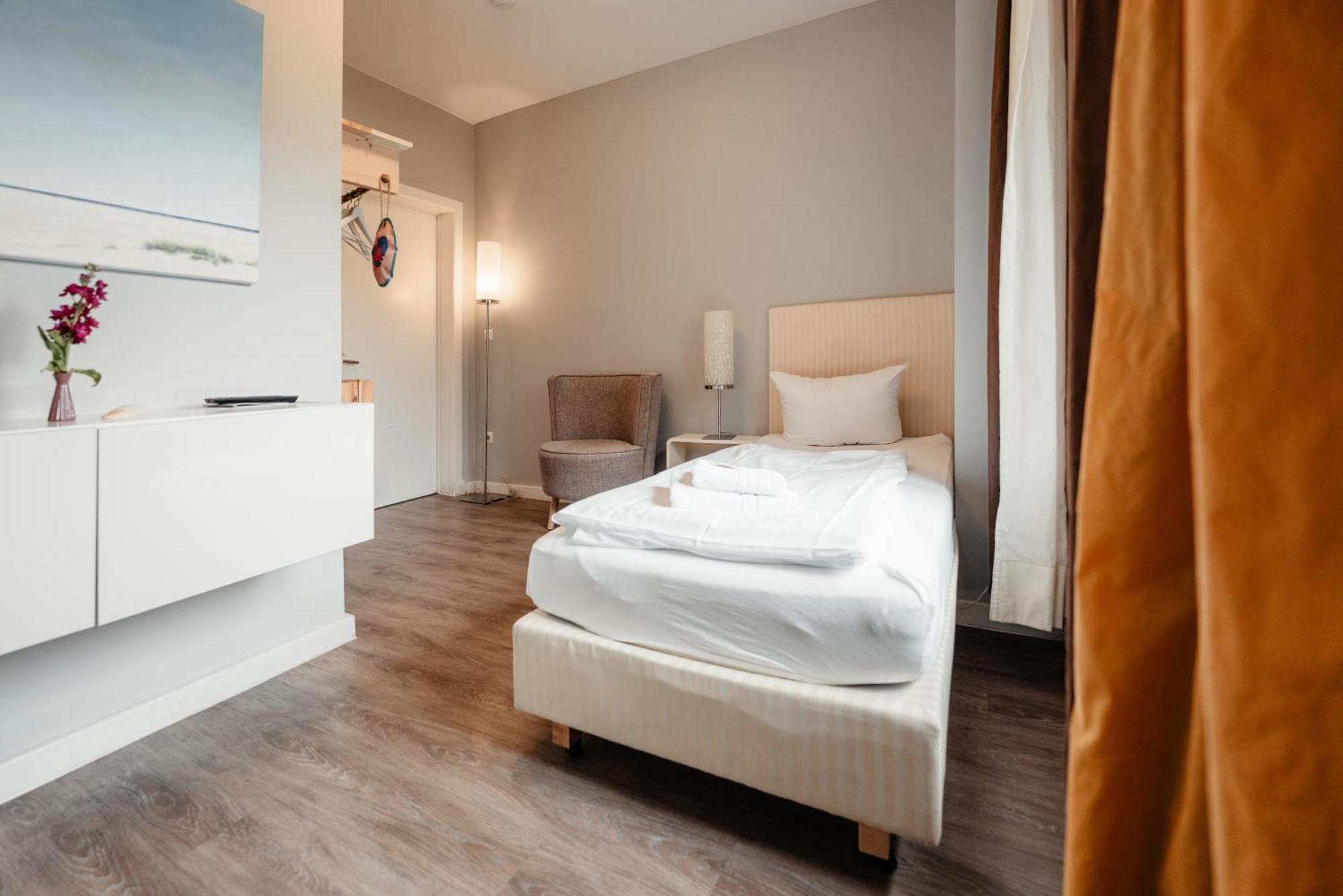 Hotel 'Das Strandhaus' Sankt Peter-Ording Exterior photo
